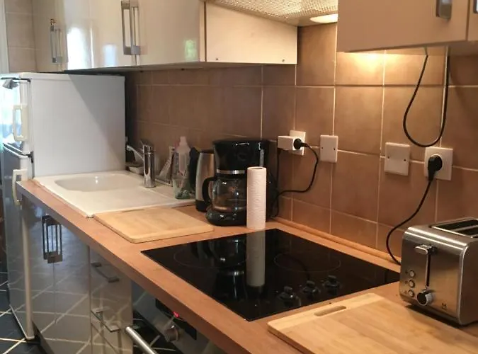 Dans La Colibri, La Baule